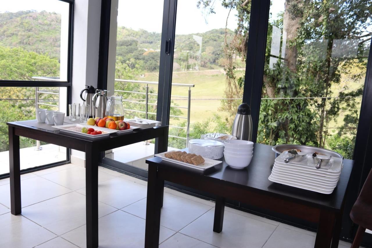 Uzuri Lifestyle Villa Port Saint Johnʼs Exteriör bild